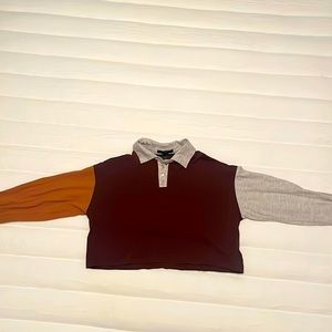 multi colored crop long sleeve with grey collor neck with buttons
